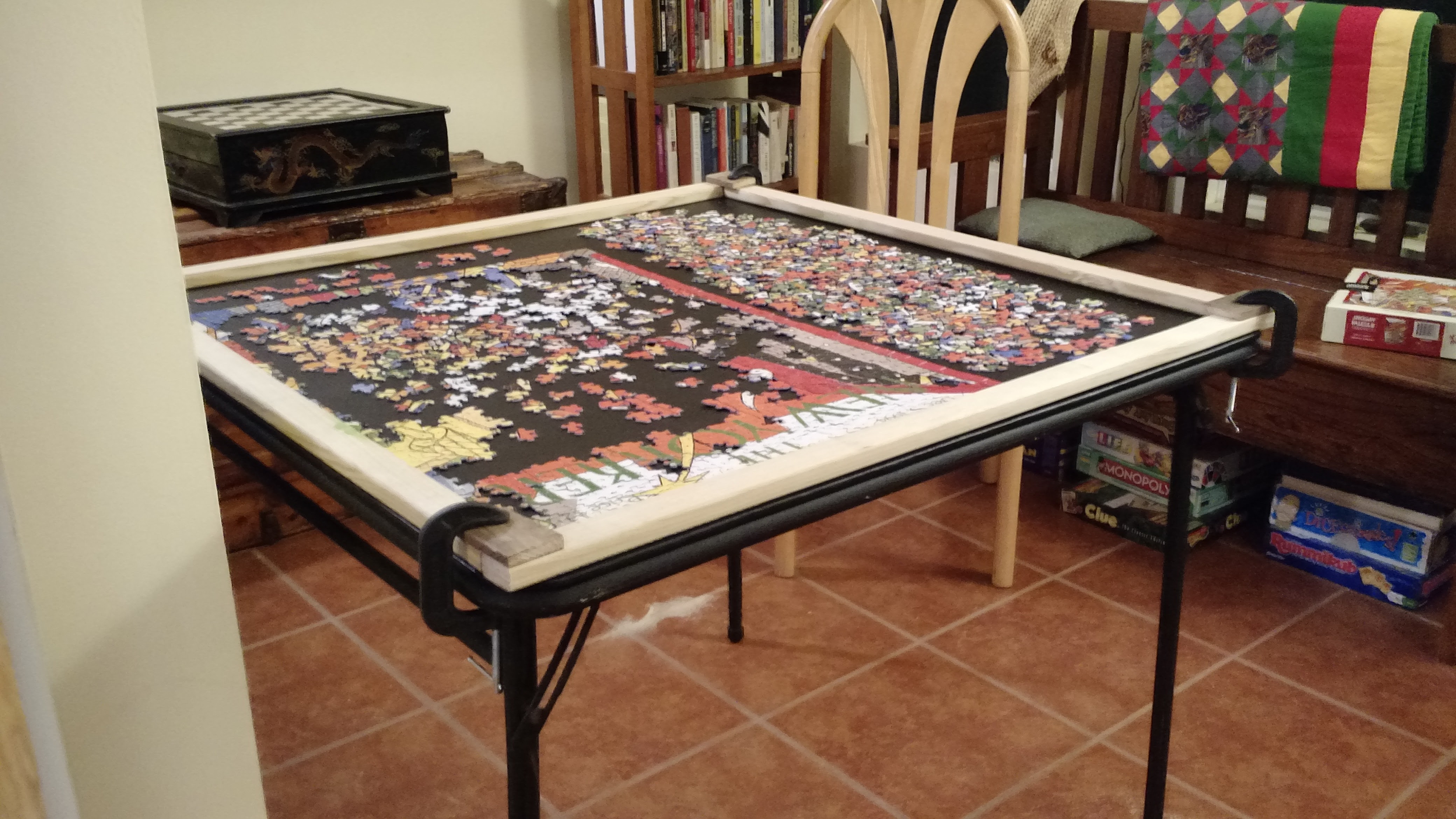 Finished puzzle table